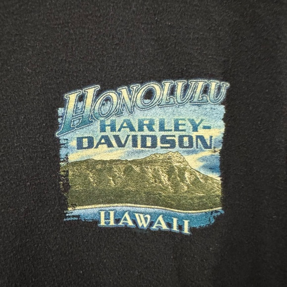 Harley Davidson Honolulu, Hawaii T-Shirt - Picture 3 of 7